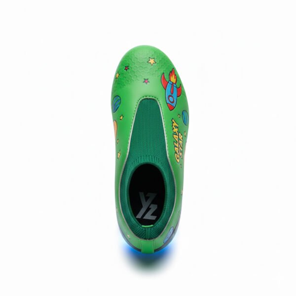 Botas verdes con calcetín vistas desde arriba para niñas.