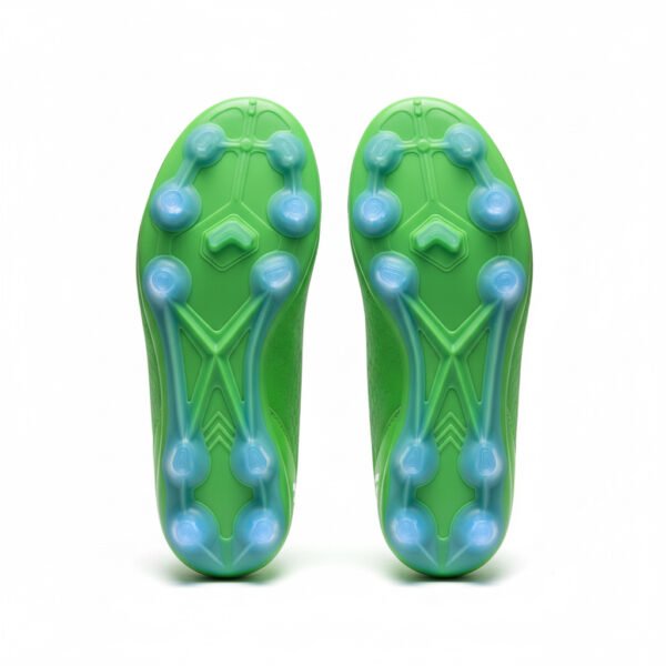 Botas verdes con cordones vistas desde abajo para adultas.